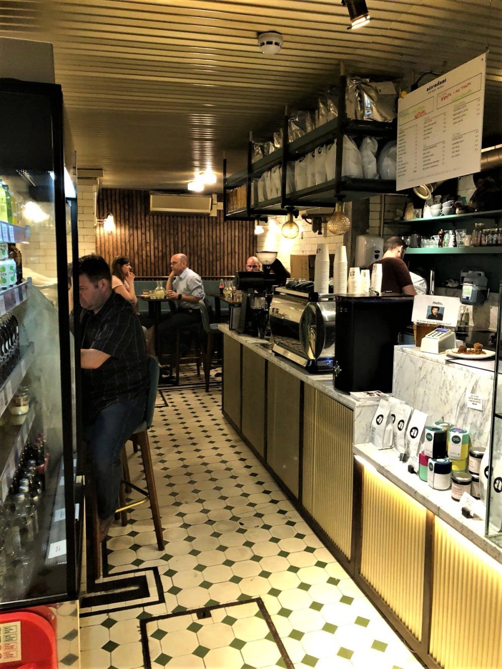 33714958_595463420824342_2723925725785620480_n