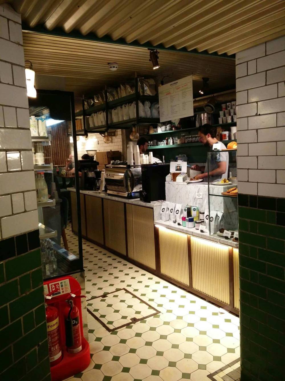 33775306_595463697490981_1856555302241959936_n