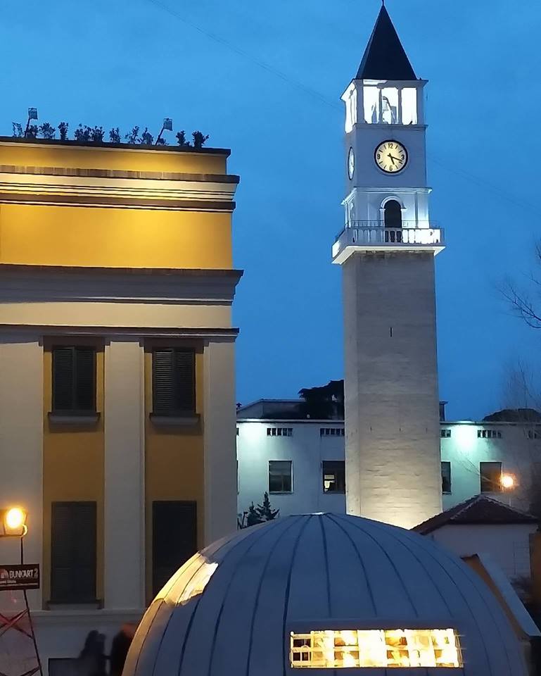 16683937_381030388929369_1298985200357768969_n